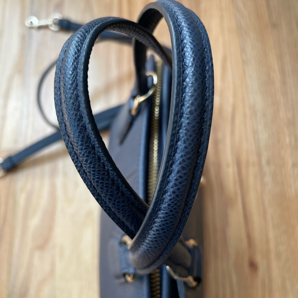 EUC Coach "Prince Street" | Crossbody/Satchel Purse | Navy Crossgrain Leather - Picture 6 of 9